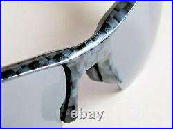 Brand New Oakley FLAK 2.0 Sunglasses Carbon Fiber Frames withSlate Iridium Lenses