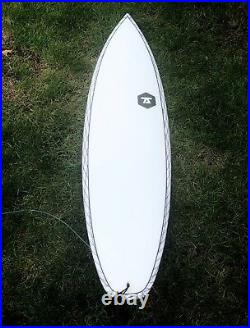 Surfboard shortboard epoxy leash fins brand new 7S Saltshaker carbon wrapped new