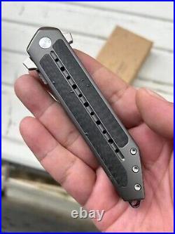 Titanium alloy carbon fiber bearing fast opening EDC knife S35VN blade material