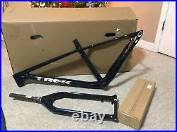Trek Farley 9.6 Carbon Smoke Blue Fat Bike Frame Set Brand New in Box Medium